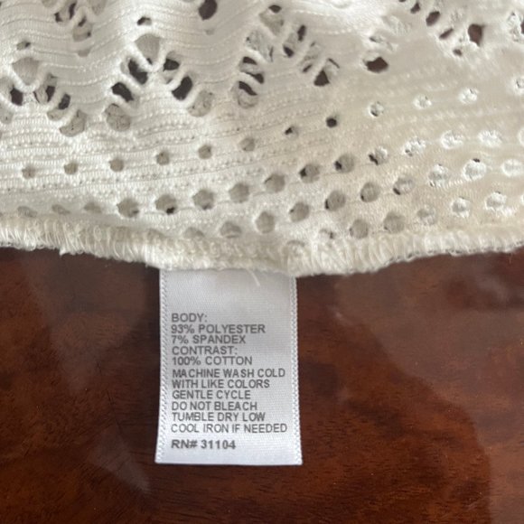 BOHO Sleeveless Cardigan - Picture 7 of 8